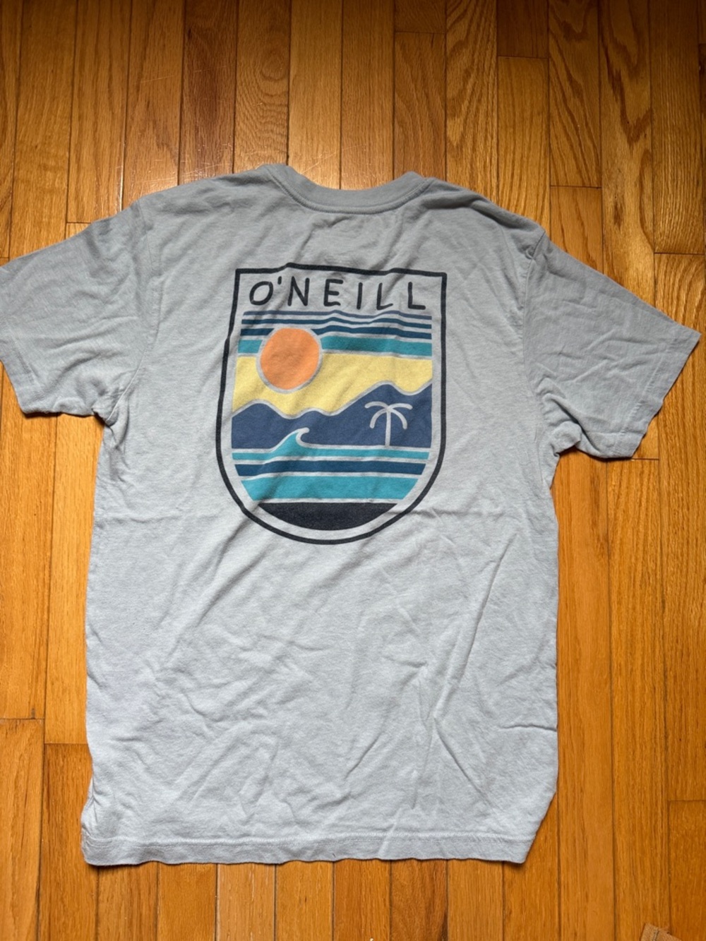 O'Neill Light Gray Tee with Sunset Shield Graphic